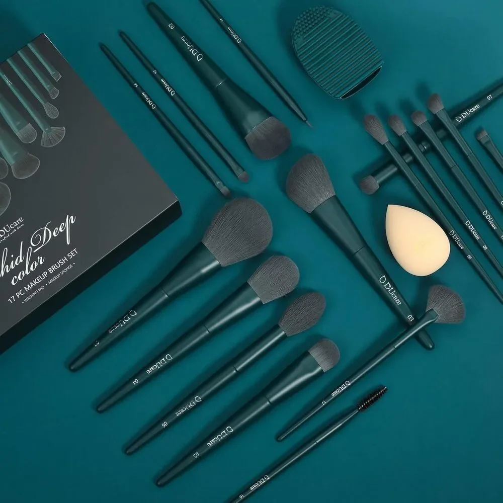 DUcare 17pcs Professional Brushes With 1pc Cleaning Mat And 1pc Makeup Sponge